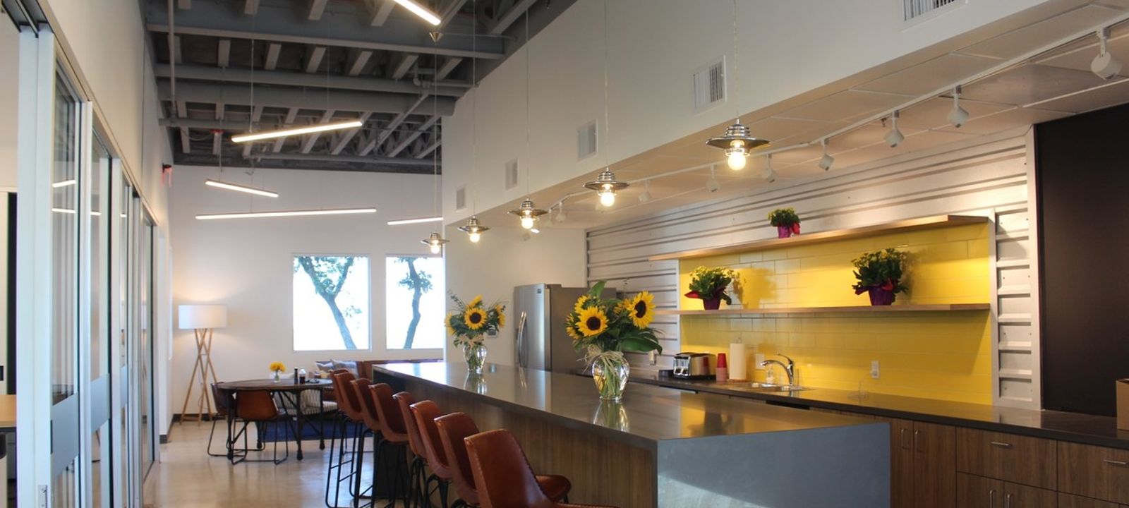 18911 Hardy Oak Blvd, San Antonio - Image 1