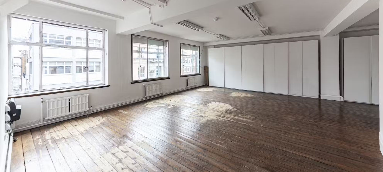 20 Margaret Street, Fitzrovia - Image 1