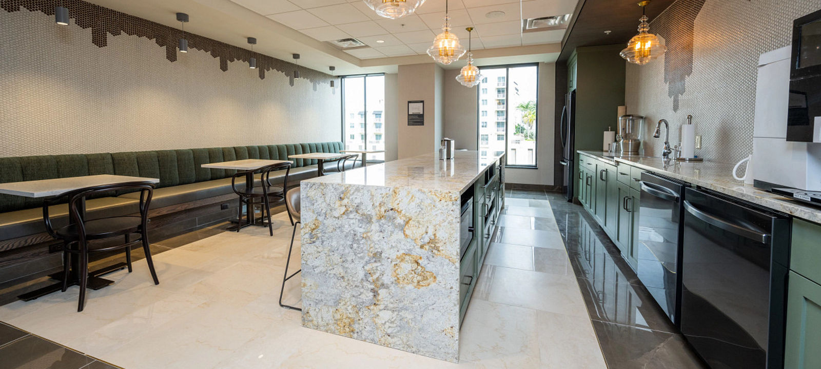 5600 Roswell Road, Atlanta - Image 1