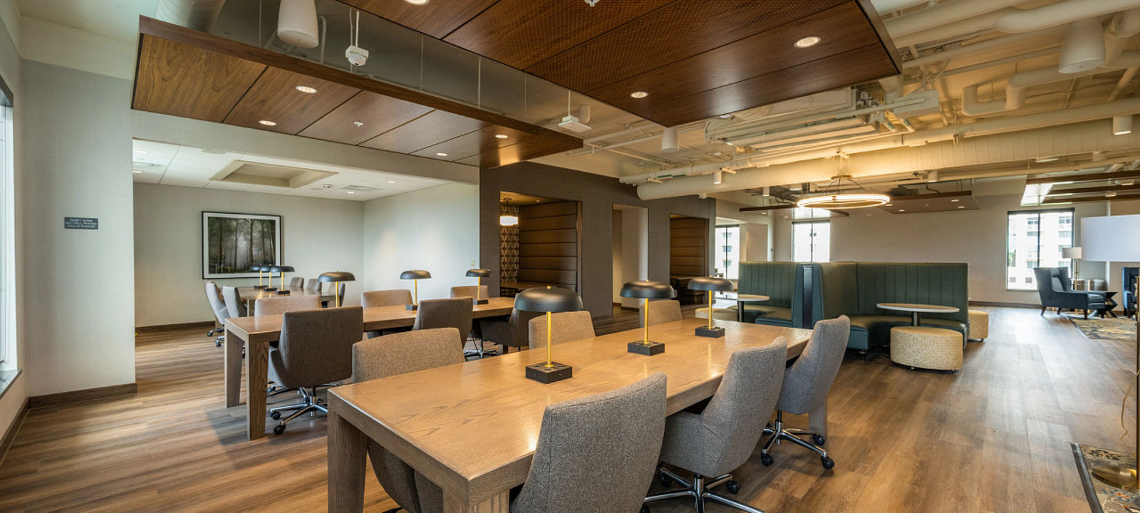 5600 Roswell Road, Atlanta - Image 1