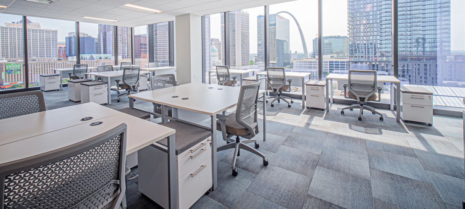 6 Cardinal Wy, St Louis - Image 1