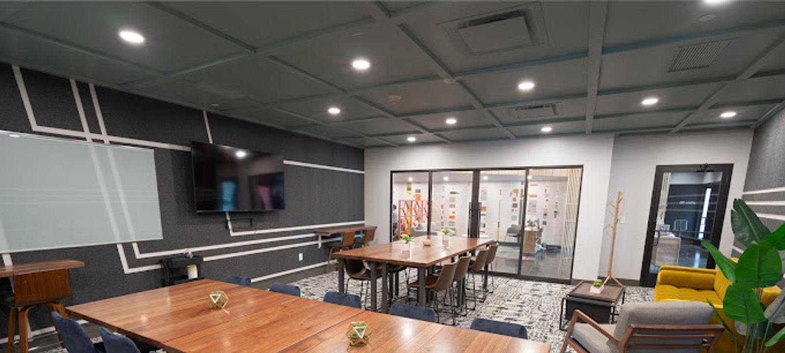 7875 Montgomery Rd, Cincinnati - Image 1