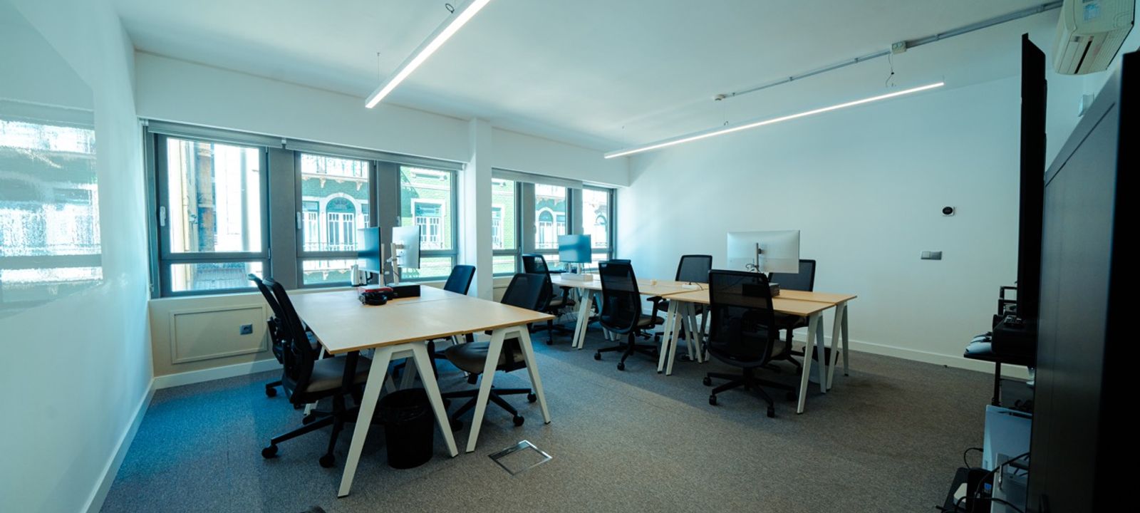 Avenida Duque De Loulé, Lisbon - Image 1