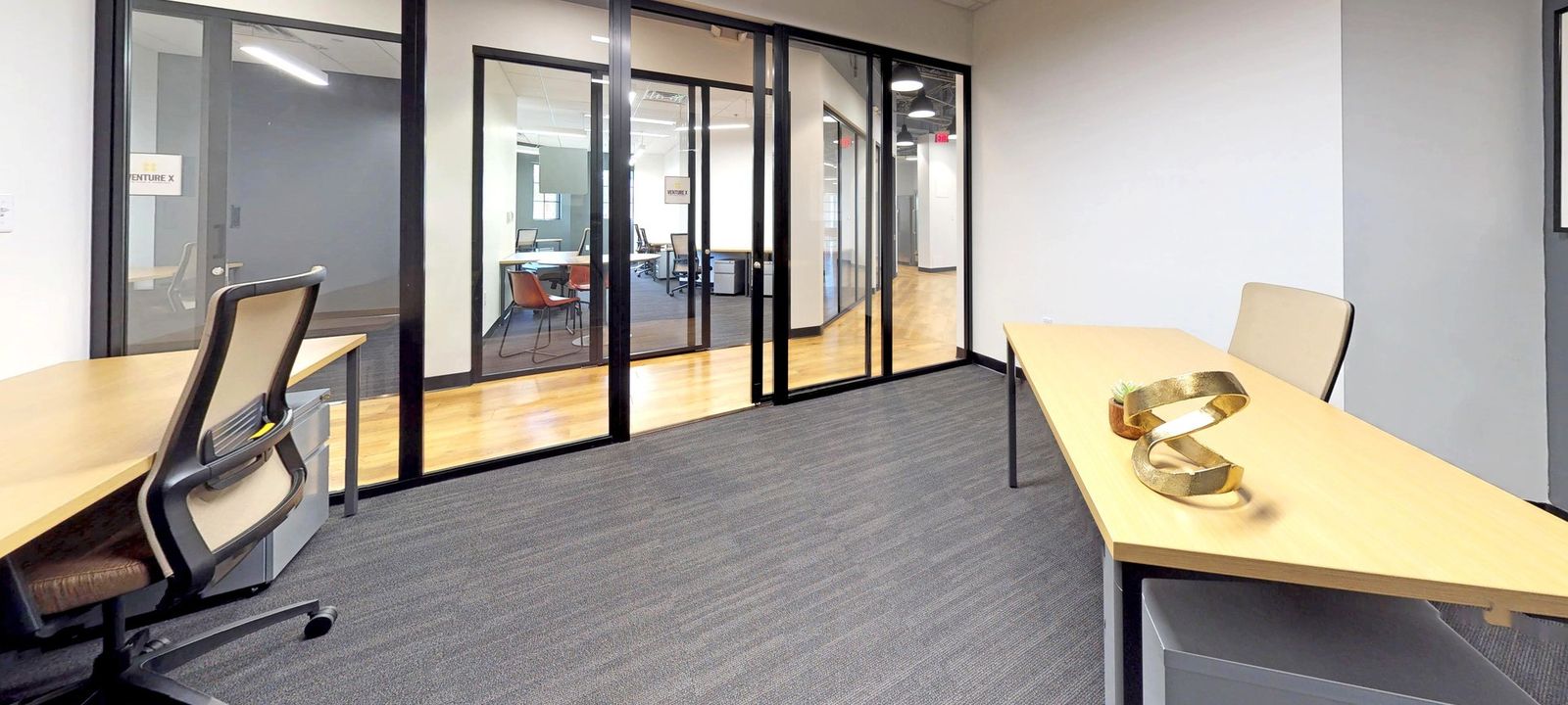 2000 Pga Boulevard, Palm Beach Gardens - Image 1