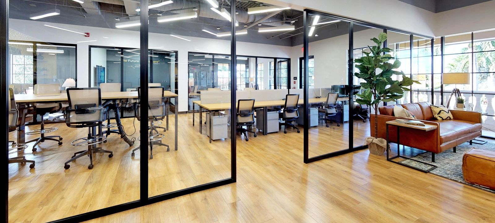 2000 Pga Boulevard, Palm Beach Gardens - Image 1