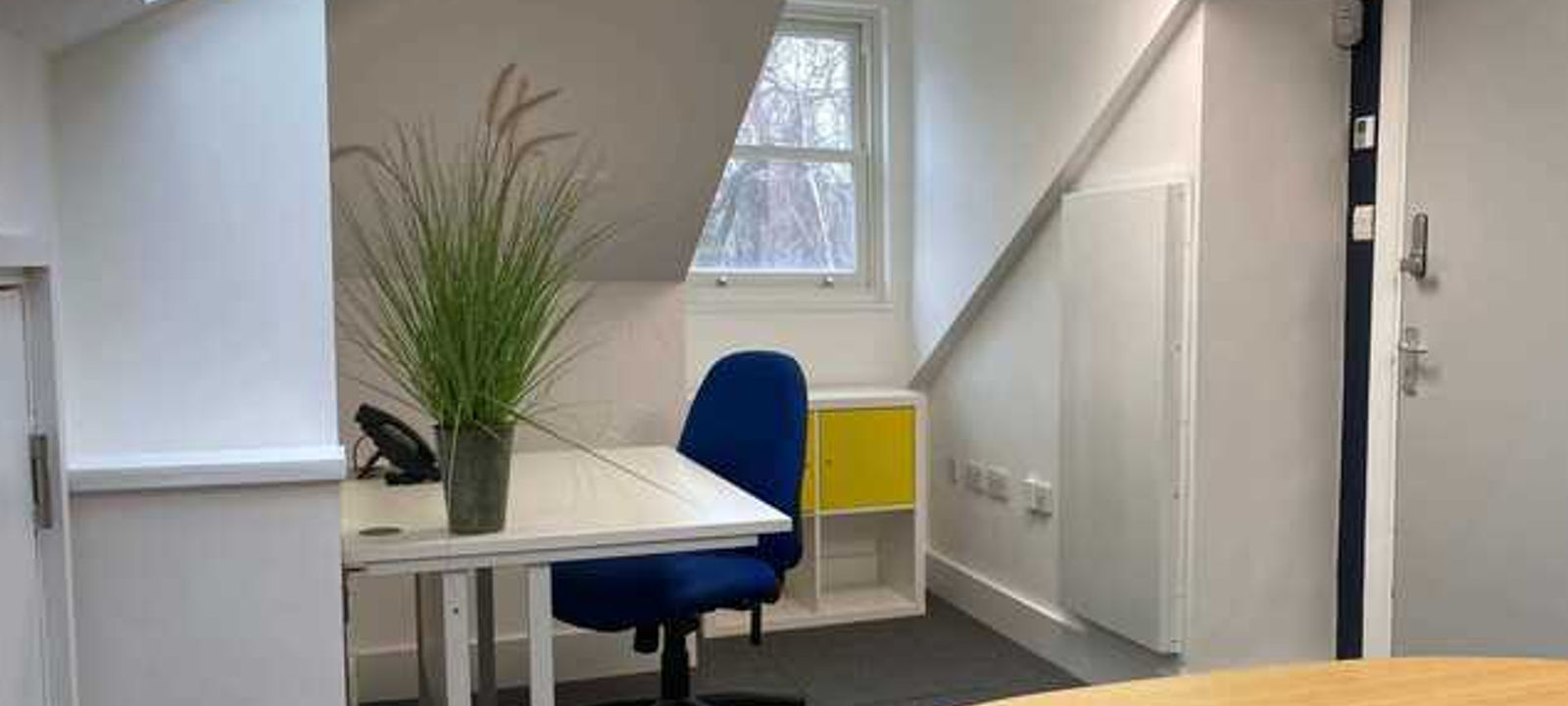 404 Camden Road, Greater London - Image 1