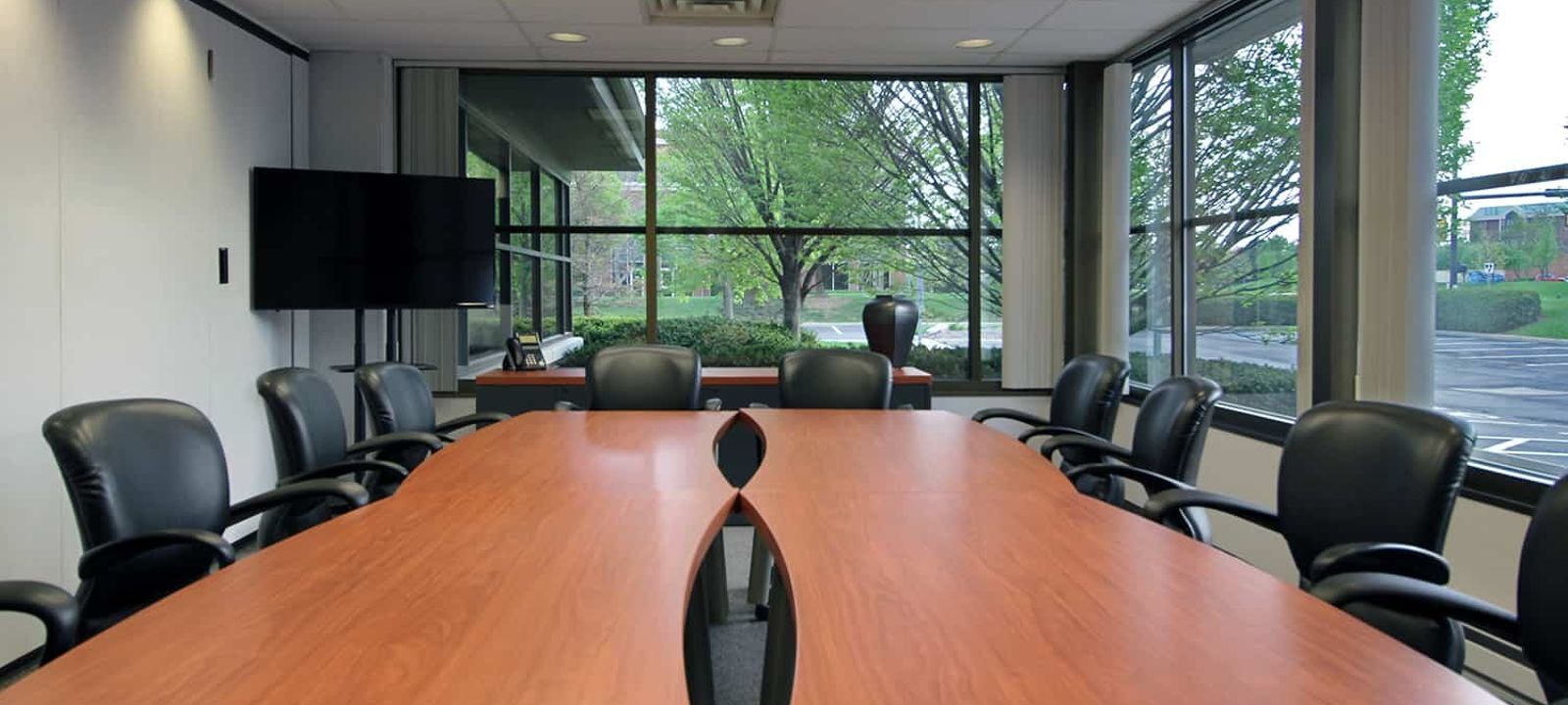 5650 Paul Blazer Pkwy, Dublin - Image 1