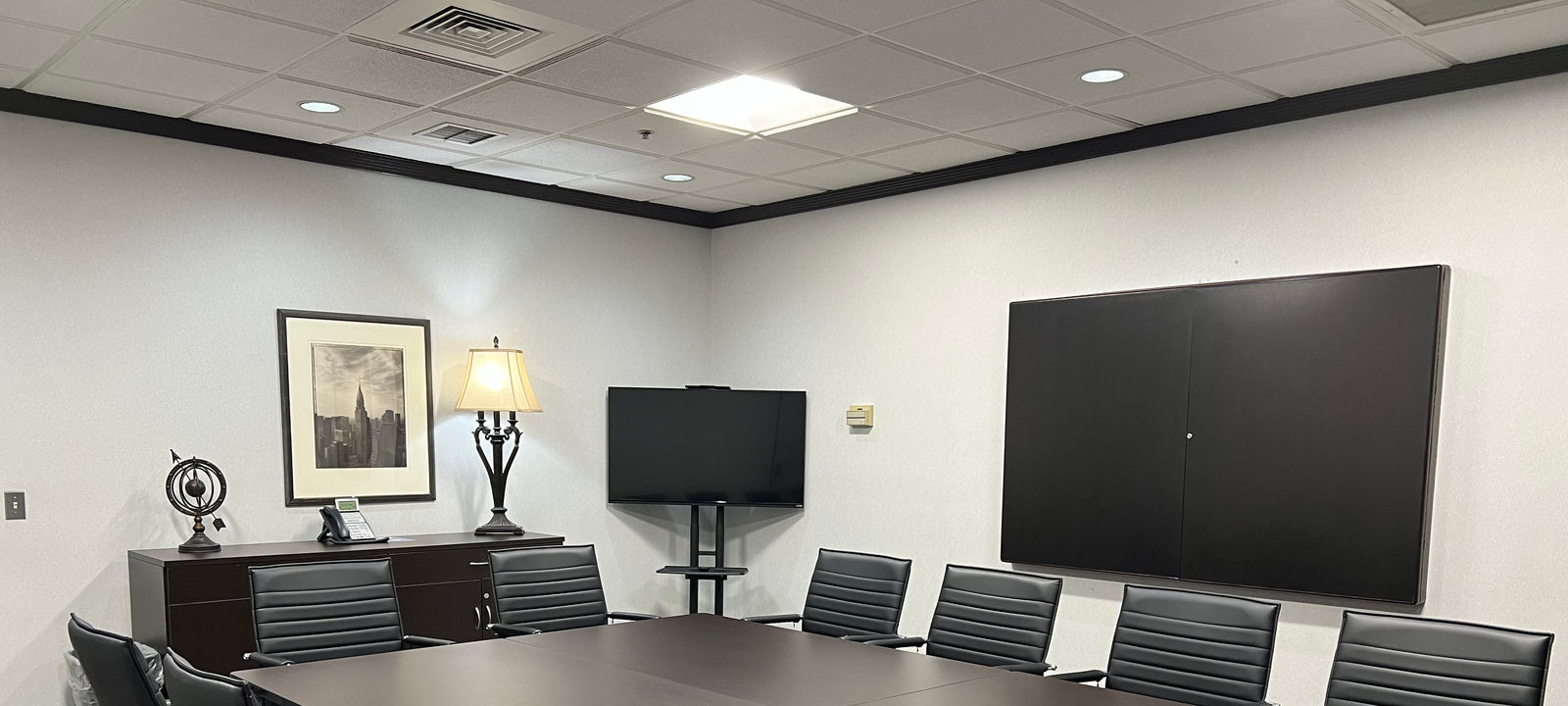 26677 W 12 Mile Rd, Southfield - Image 1