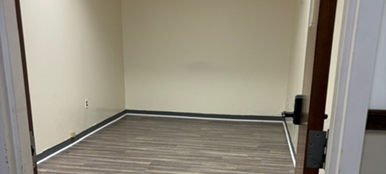 1101 Hamilton St, Allentown - Image 1