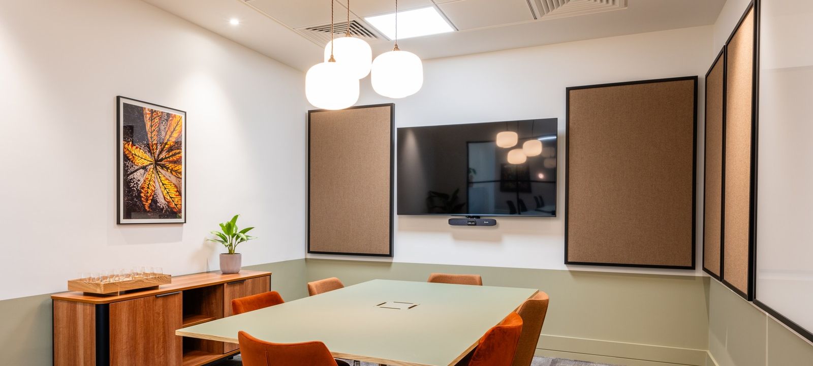 166 Piccadilly, St James's - Image 1