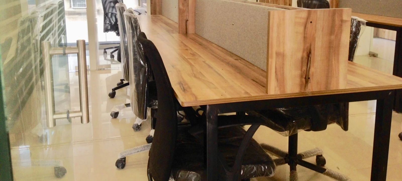 204 Neelkanth Commercial Wing Near Kora Kendra Svroad Borivali West, Mumbai - Image 1