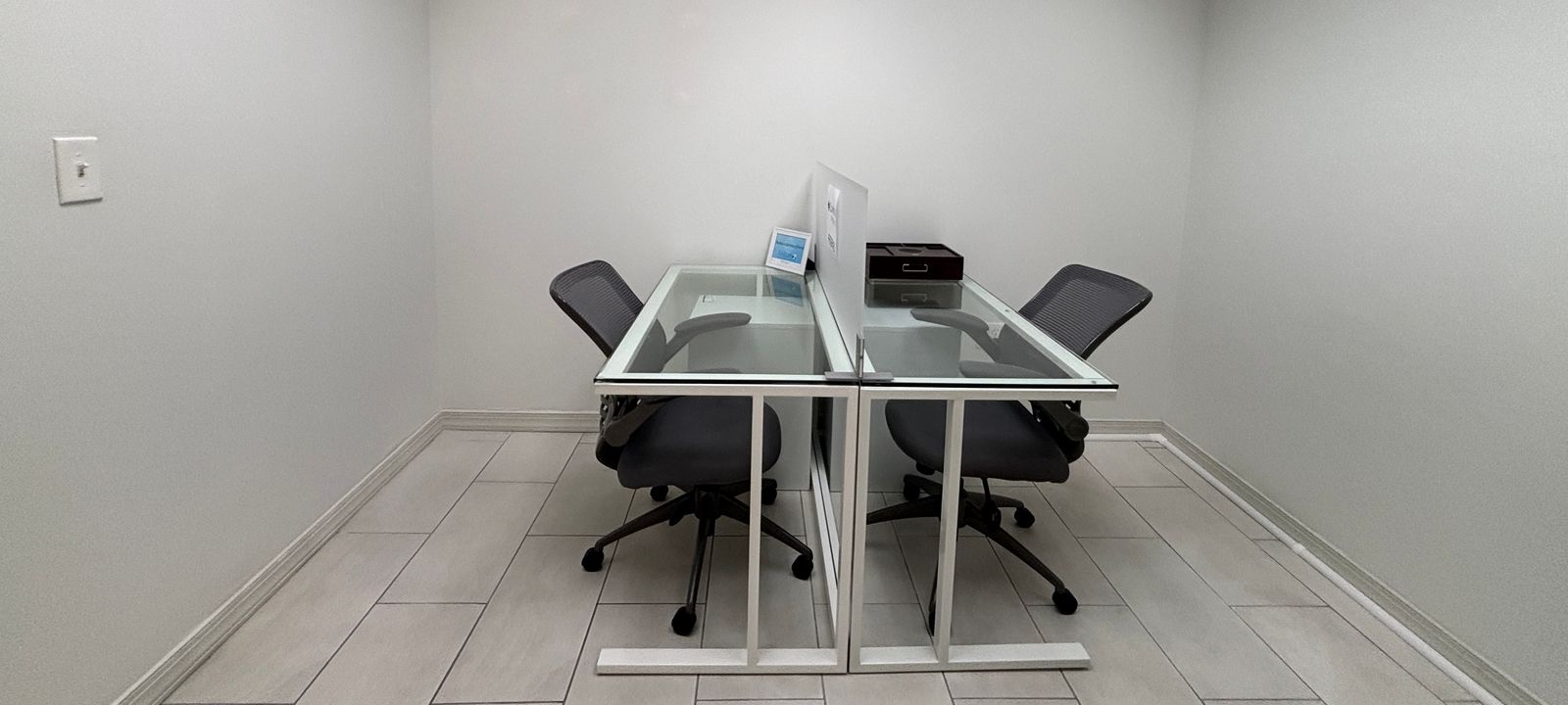 8433 Enterprise Circle, Lakewood Ranch - Image 1