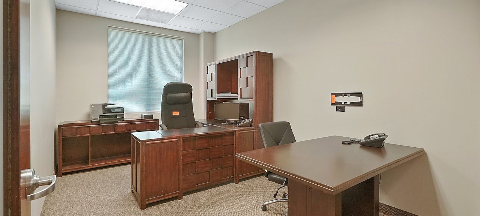 8111 Ashlane Way, The Woodlands - Image 1