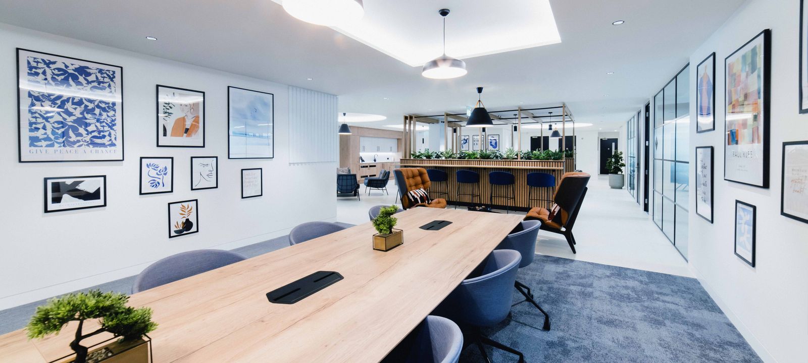 Parkway, Buckinghamshire - Image 1