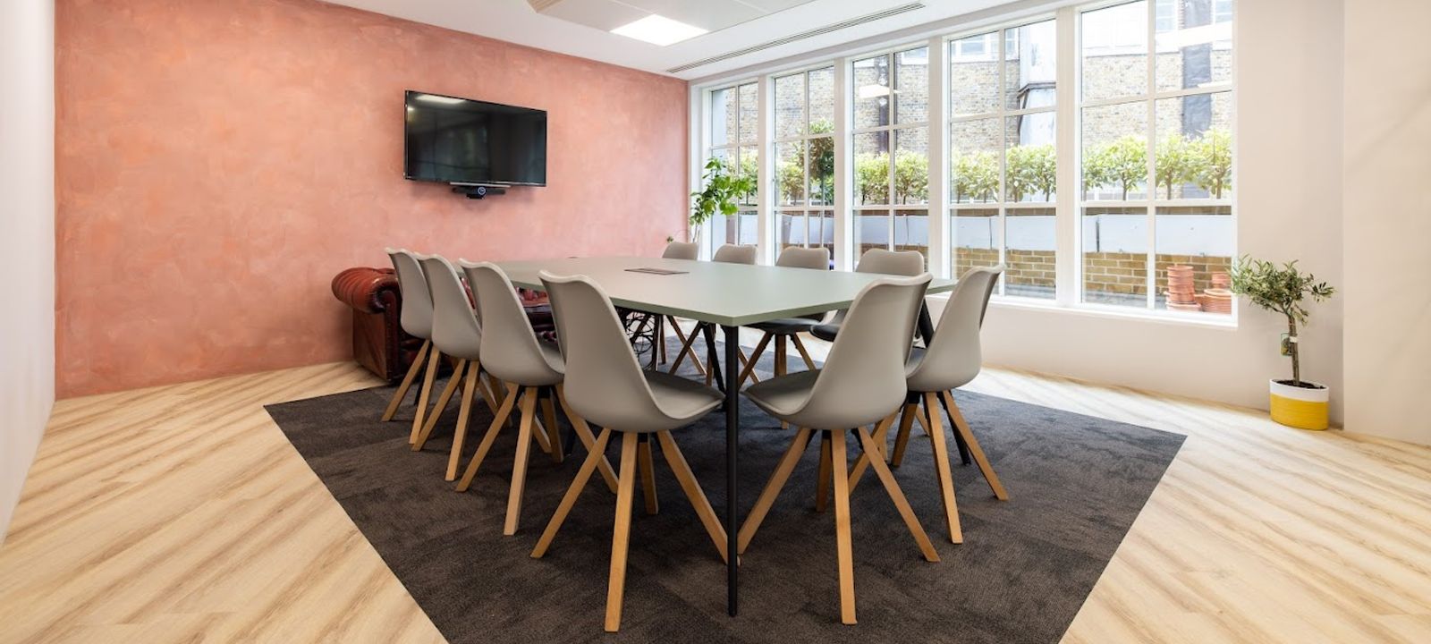 11 Slingsby Place, Greater London - Image 1