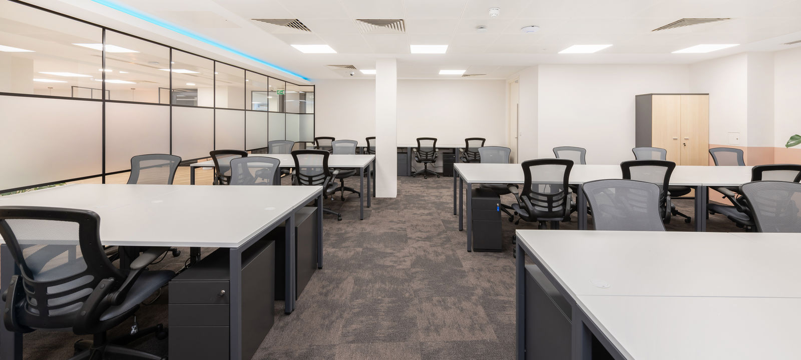 11 Slingsby Place, Greater London - Image 1