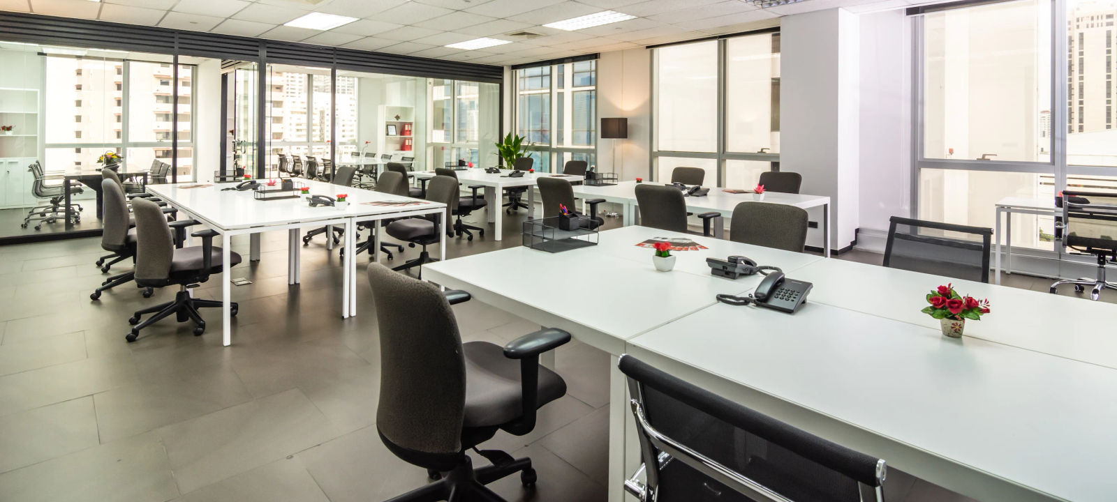 571 Sukhumvit Rd Klongton Nua Wattana, Bangkok - Image 1