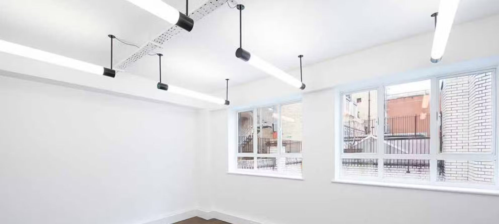 39 Beak Street, Carnaby - Image 1