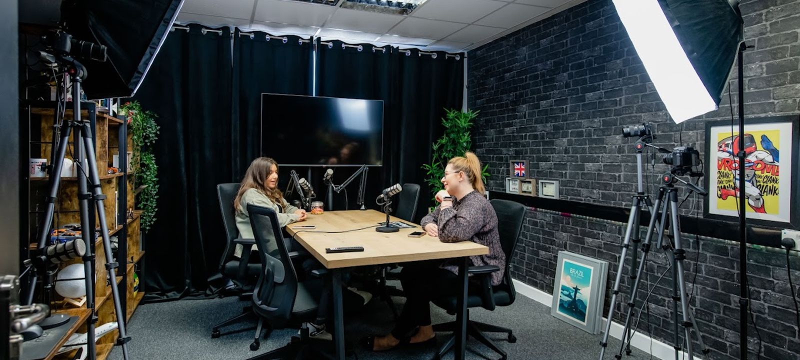 861 Coronation Road, Park Royal - Image 1