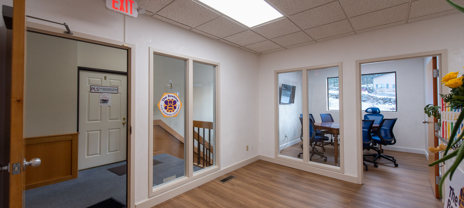 2 Bridgeview Cir, Tyngsborough - Image 1