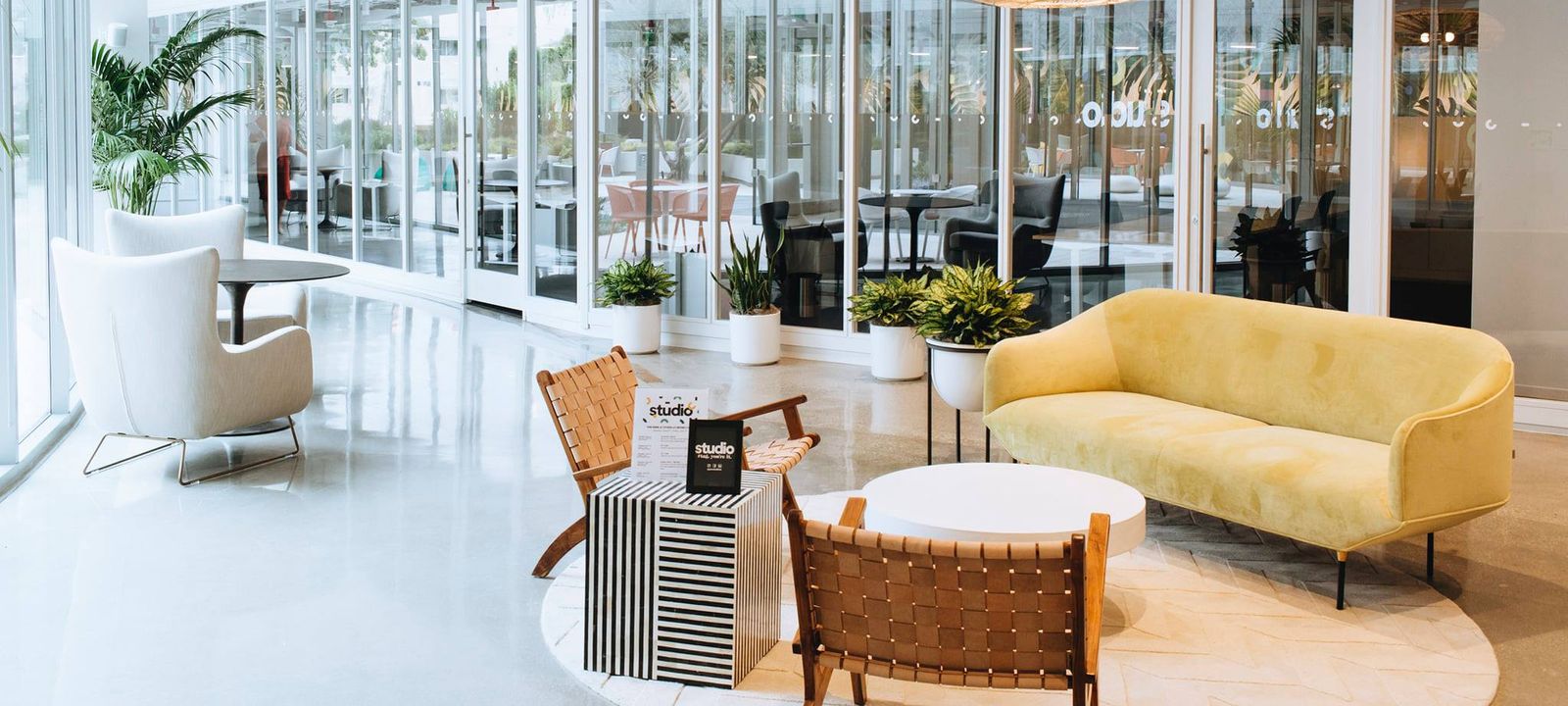 407 N Maple Dr, Beverly Hills - Image 1