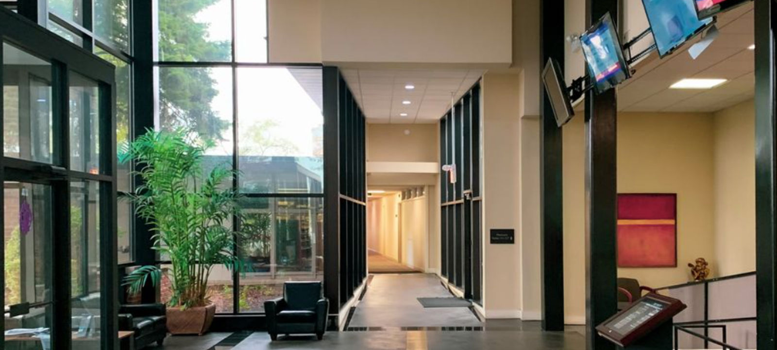 860 Summit St, Elgin - Image 1