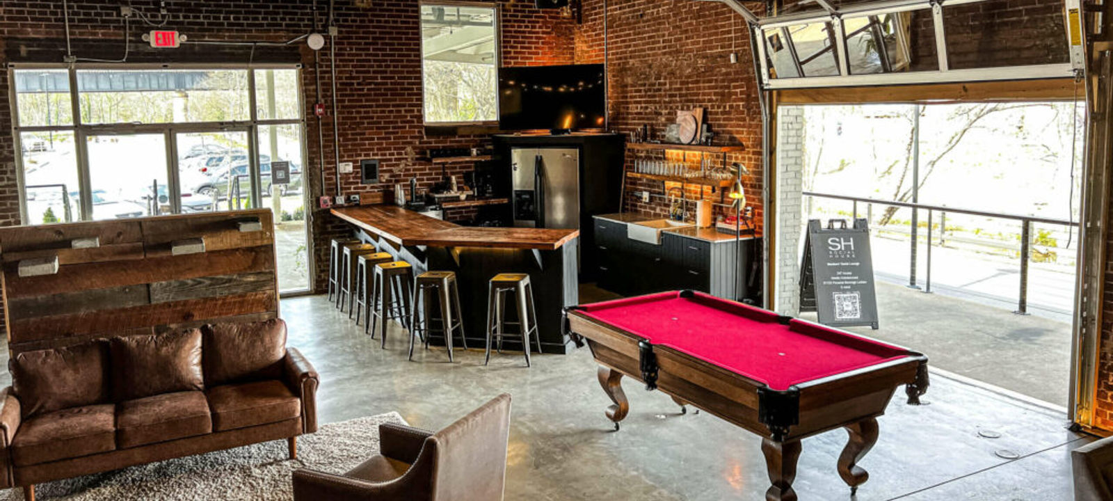 25 Delano Dr, Greenville - Image 1