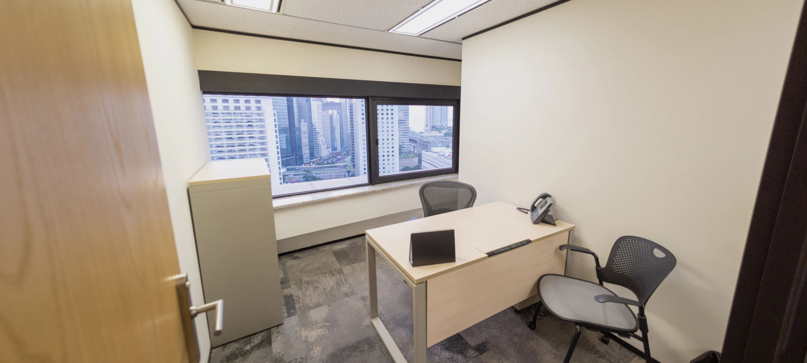 3A Chater Road, Central - Image 1