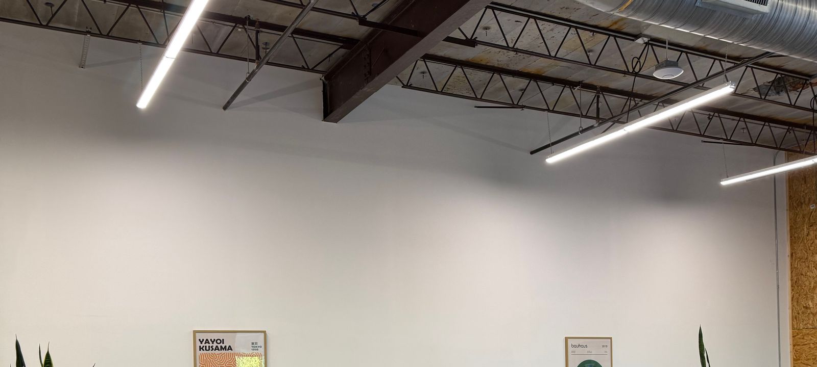 600 South 1st Street, Rogers - Image 1