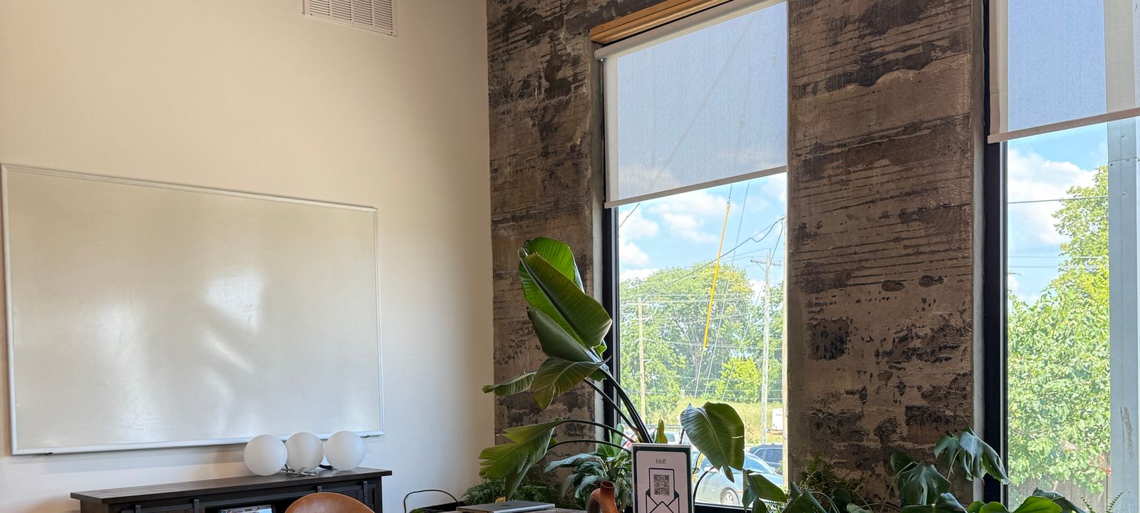 600 South 1st Street, Rogers - Image 1