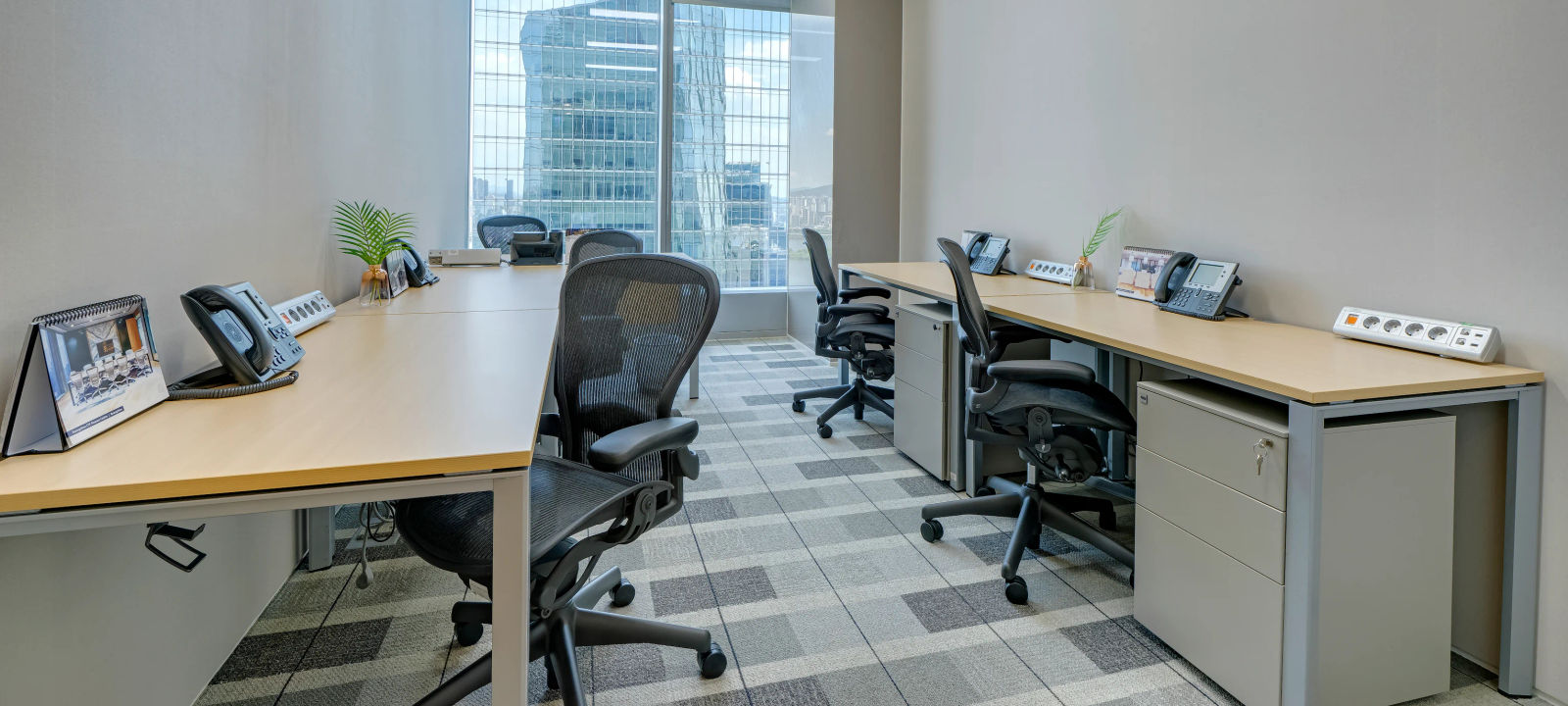 10 Gukjegeumyung-ro, Youngdeungpo-gu - Image 1