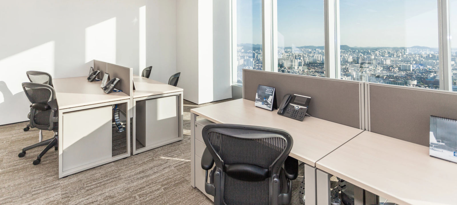 10 Gukjegeumyung-ro, Youngdeungpo-gu - Image 1