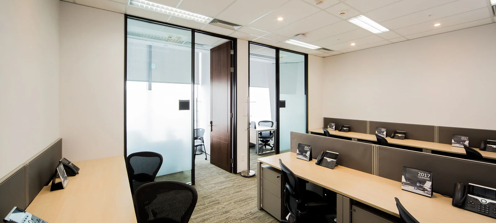 10 Gukjegeumyung-ro, Youngdeungpo-gu - Image 1