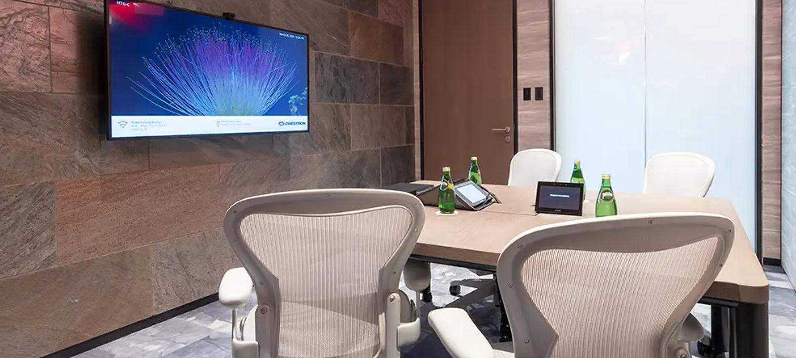 2-4-1 Hamamatsucho, Minato-ku - Image 1