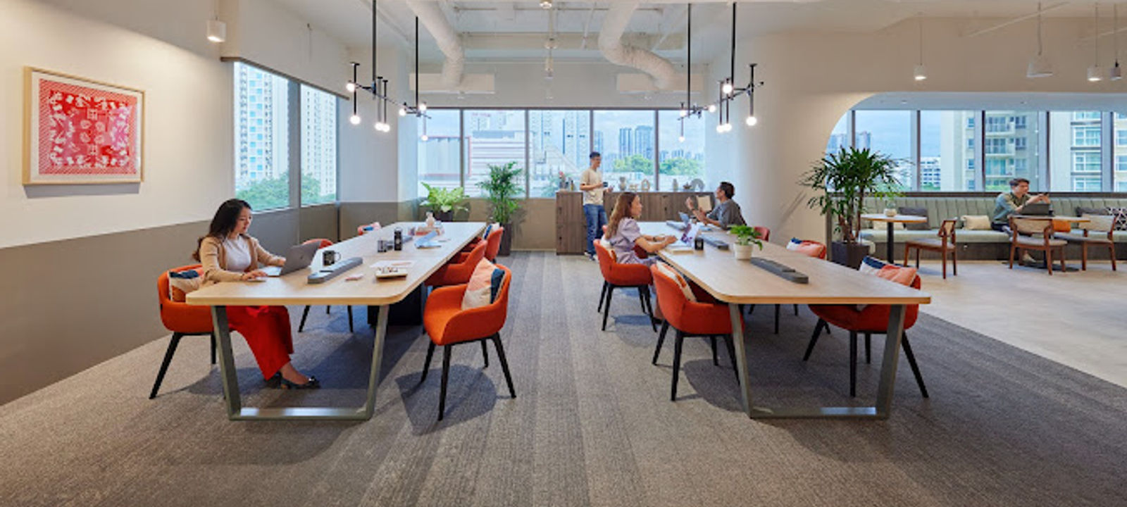 Central Plaza - Image 1