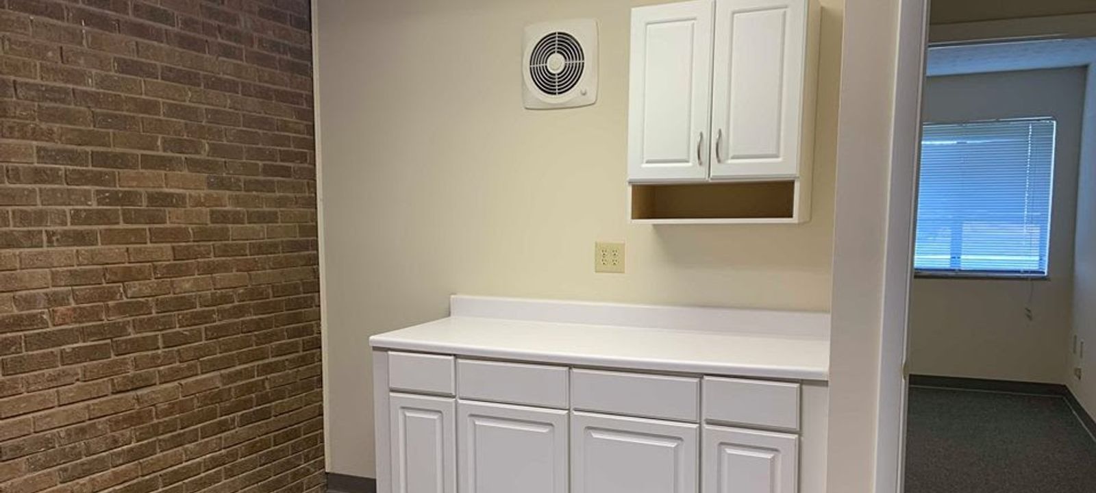 10979 Reed Hartman Highway, Cincinnati - Image 1