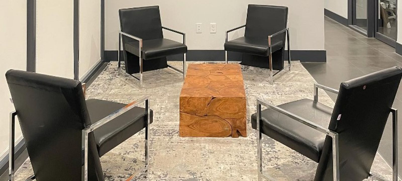 19790 W Dixie Hwy, Aventura - Image 1