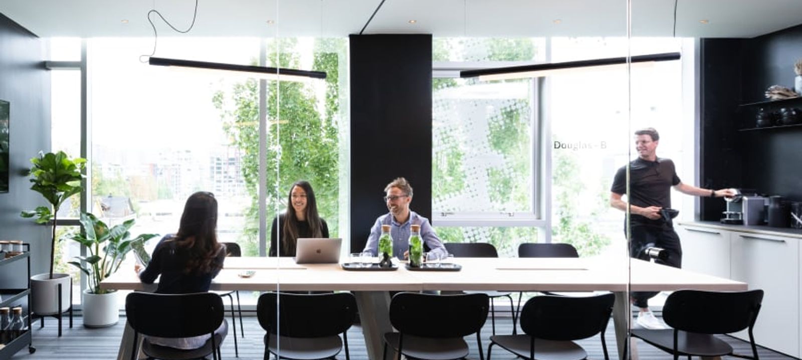 34 W 7th Ave, Vancouver - Image 1