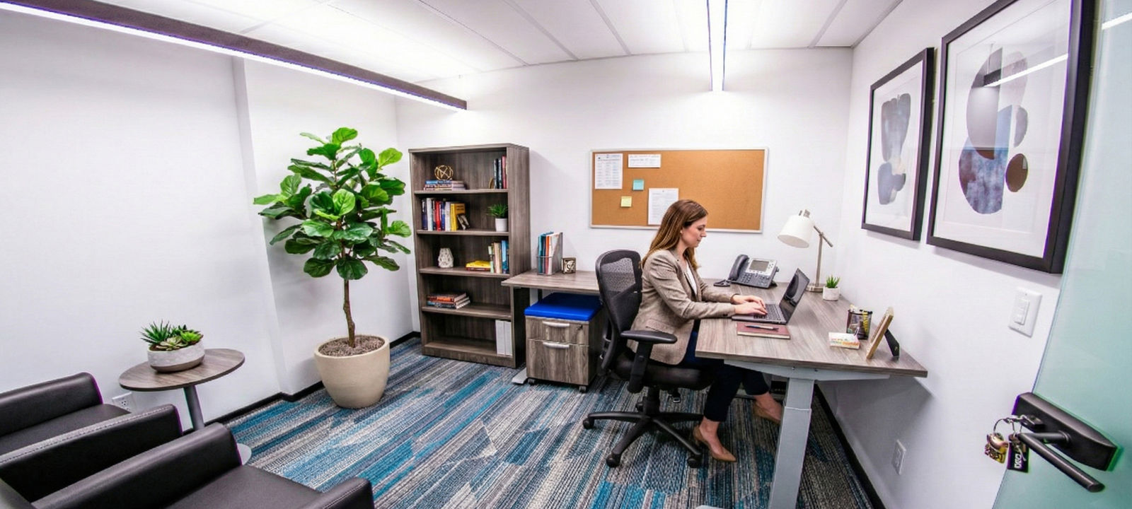 252 Esplanade West, North Vancouver - Image 1