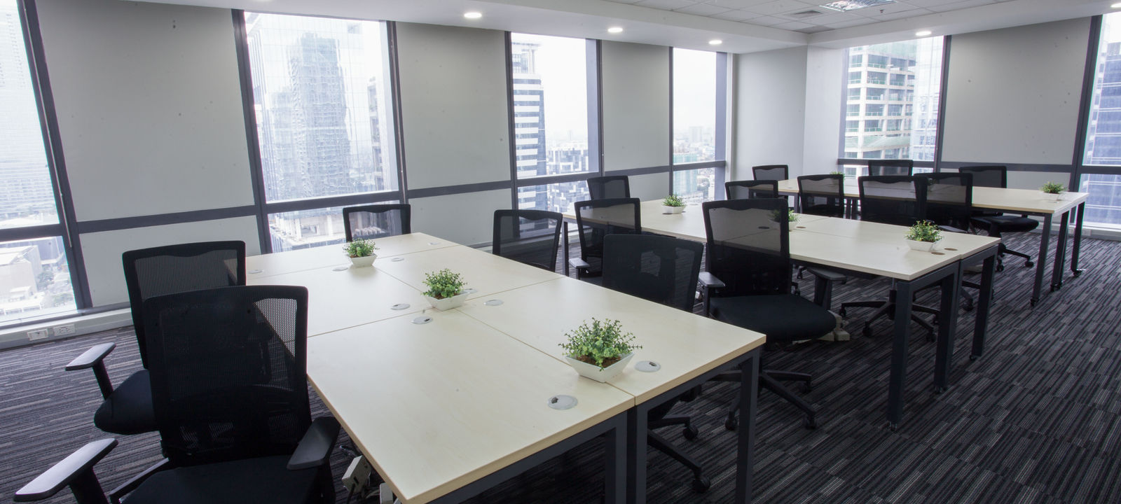 30th Street Corner 11th Avenue, Bonifacio Global City - Image 1