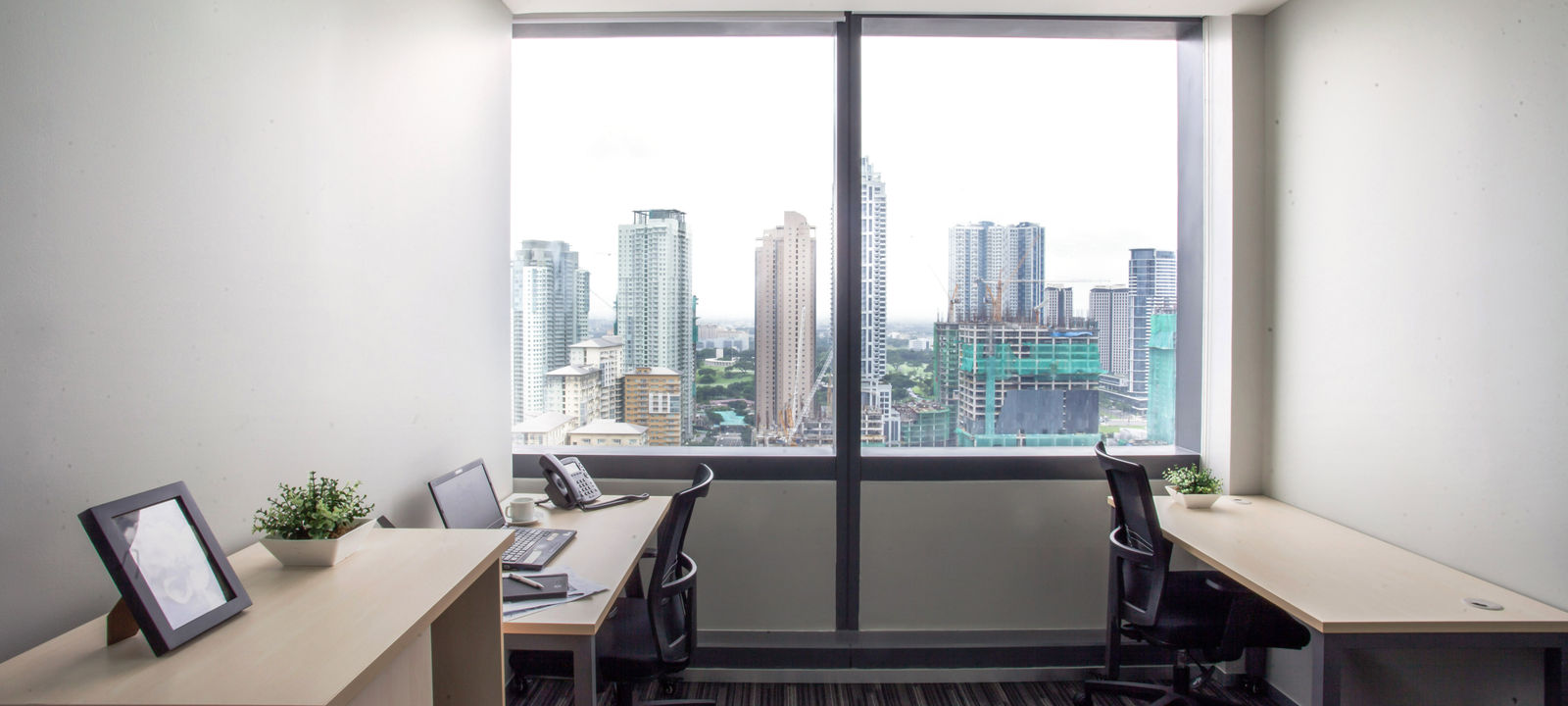 30th Street Corner 11th Avenue, Bonifacio Global City - Image 1