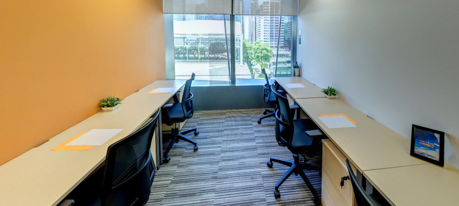 5th Avenue Corner 30th Street, Bonifacio Global City - Image 1