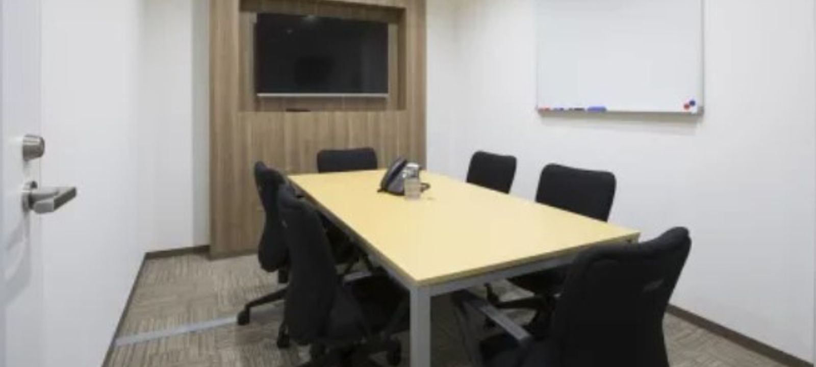 2-2-10 Kotobukicho, Takamatsu - Image 1