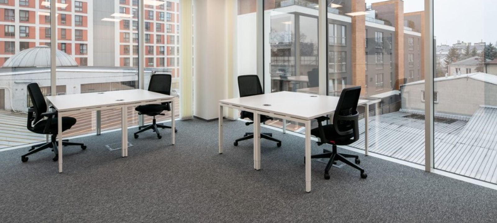 20721 Holyoke Ave, Lakeville - Image 1