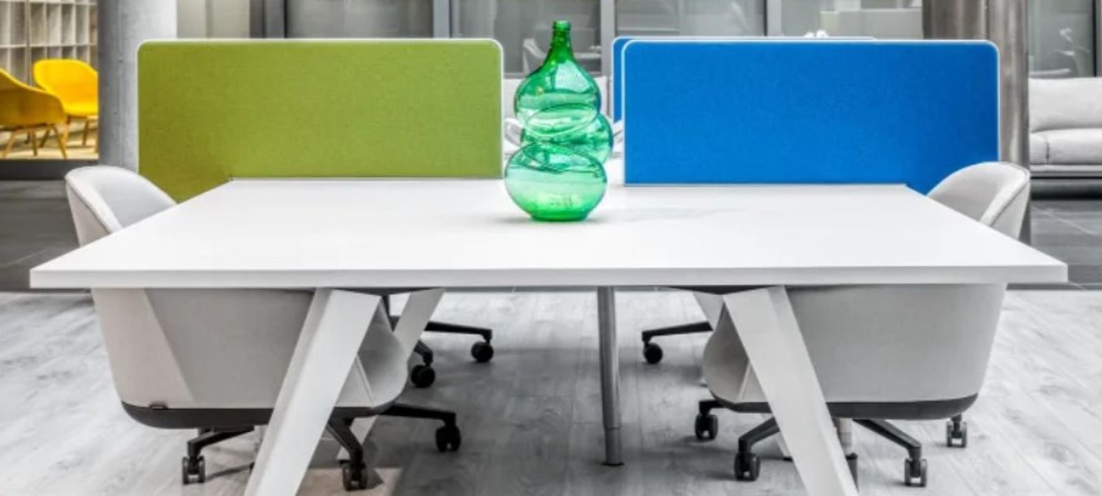 Av Eloy Alfaro E6-24 Y Calle Francisco Andrade Marin, Quito - Image 1