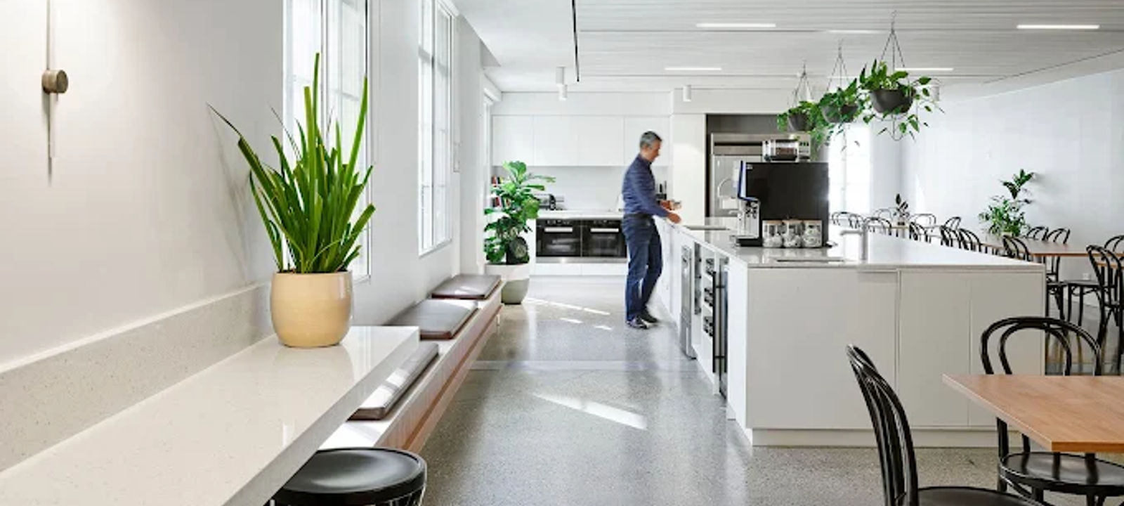 200 Adelaide Street, Brisbane - Image 1