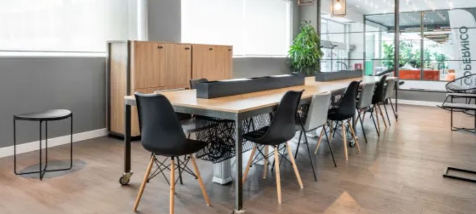 7/11 Place Des 5 Martyrs Du Lycee Buffon, Paris - Image 1