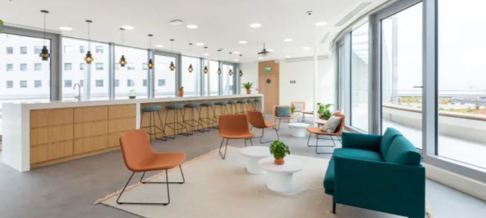 111 2 Avenue South, Saskatoon - Image 1