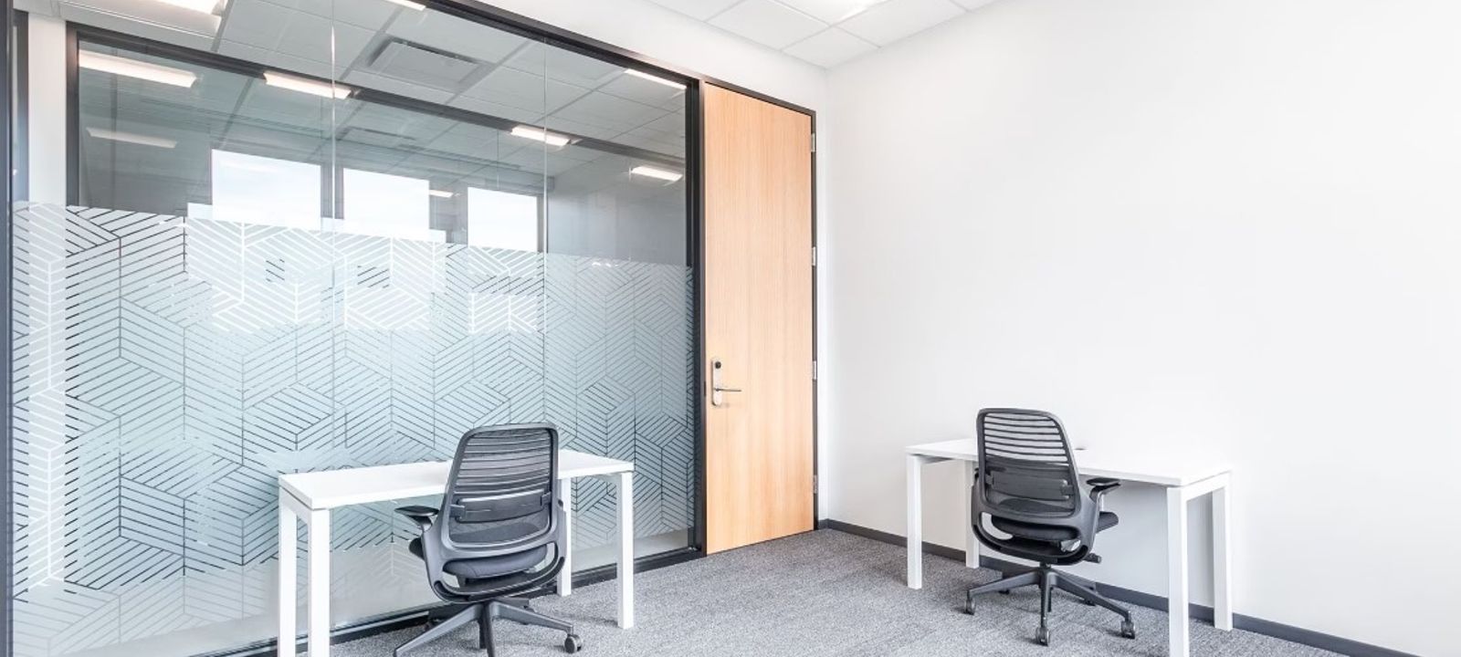 325 Front Street West, Toronto - Image 1