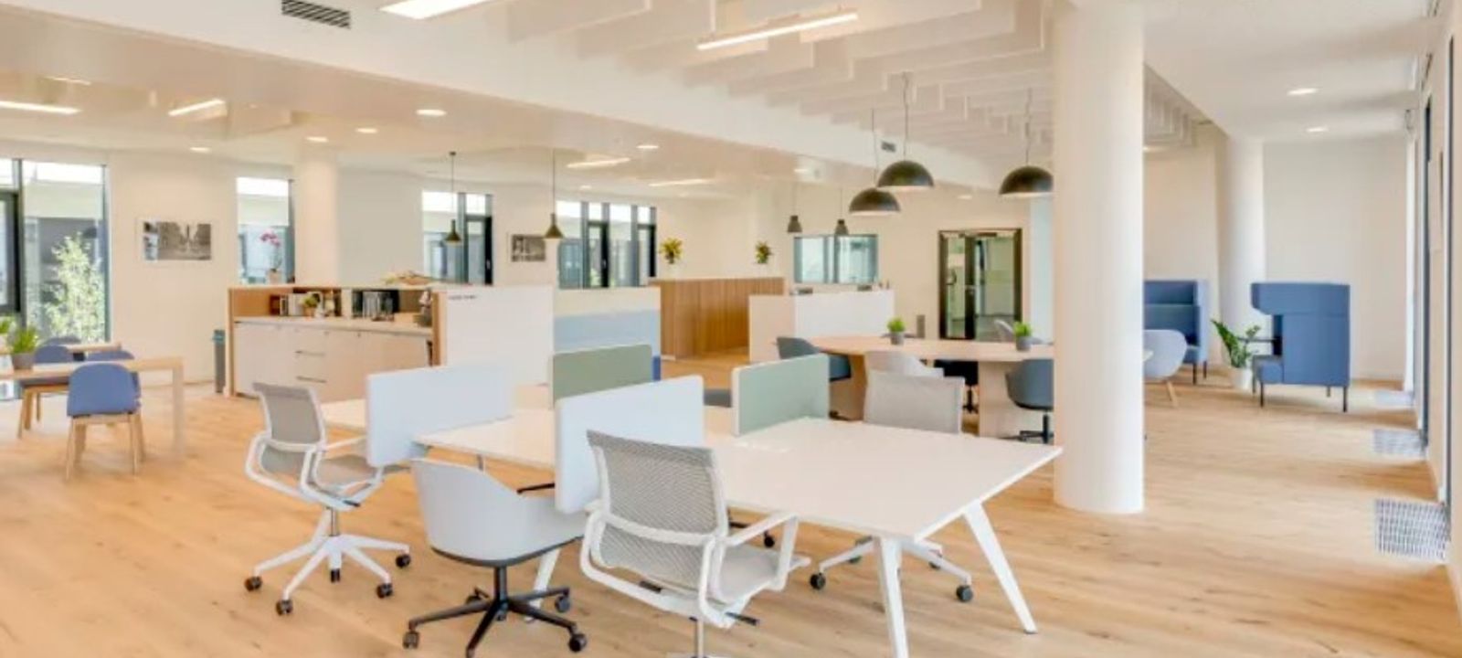 303 Congressional Blvd, Carmel - Image 1